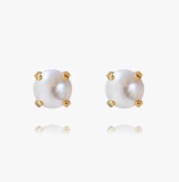 Classic Stud Gold Pearl Earrings