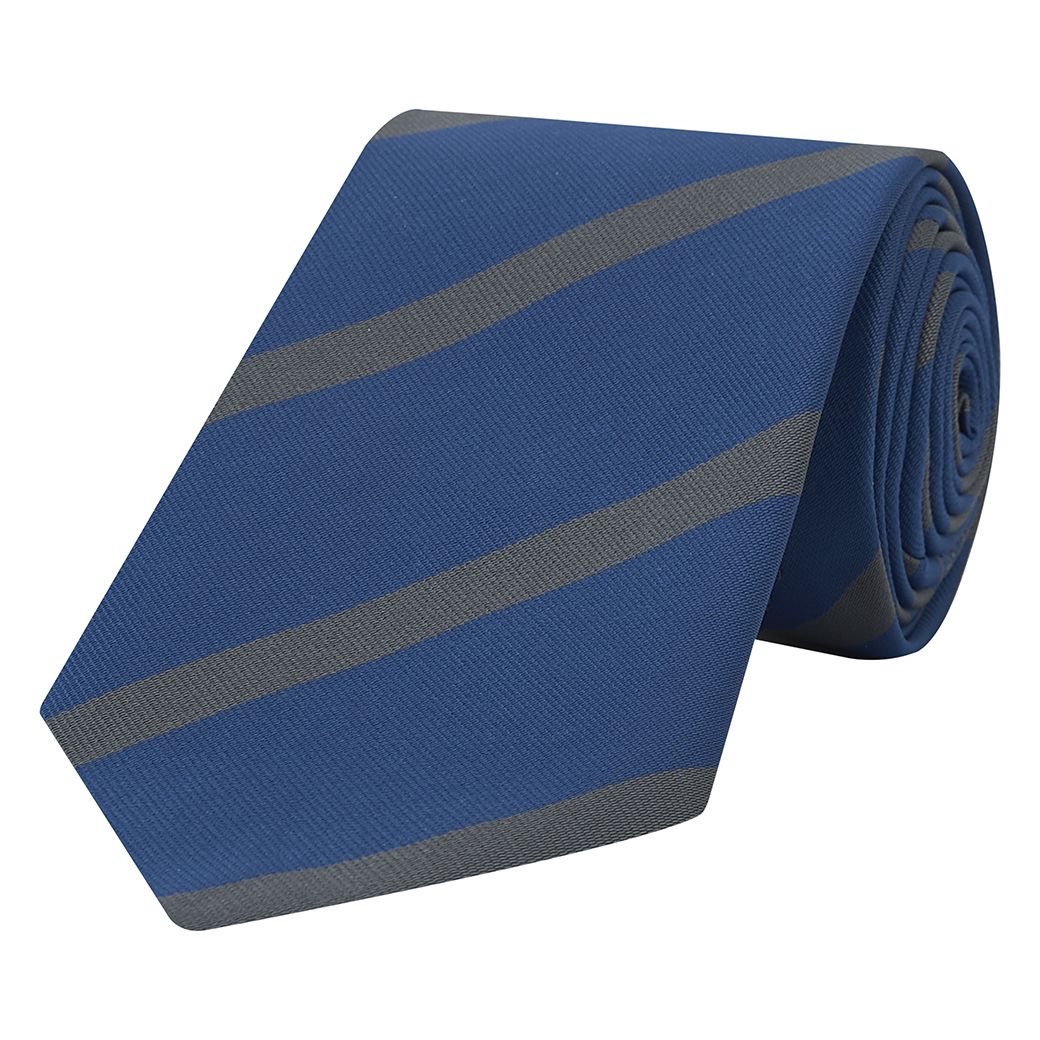 How To Match Your Colored Ties With The Rest Of Your Outfit